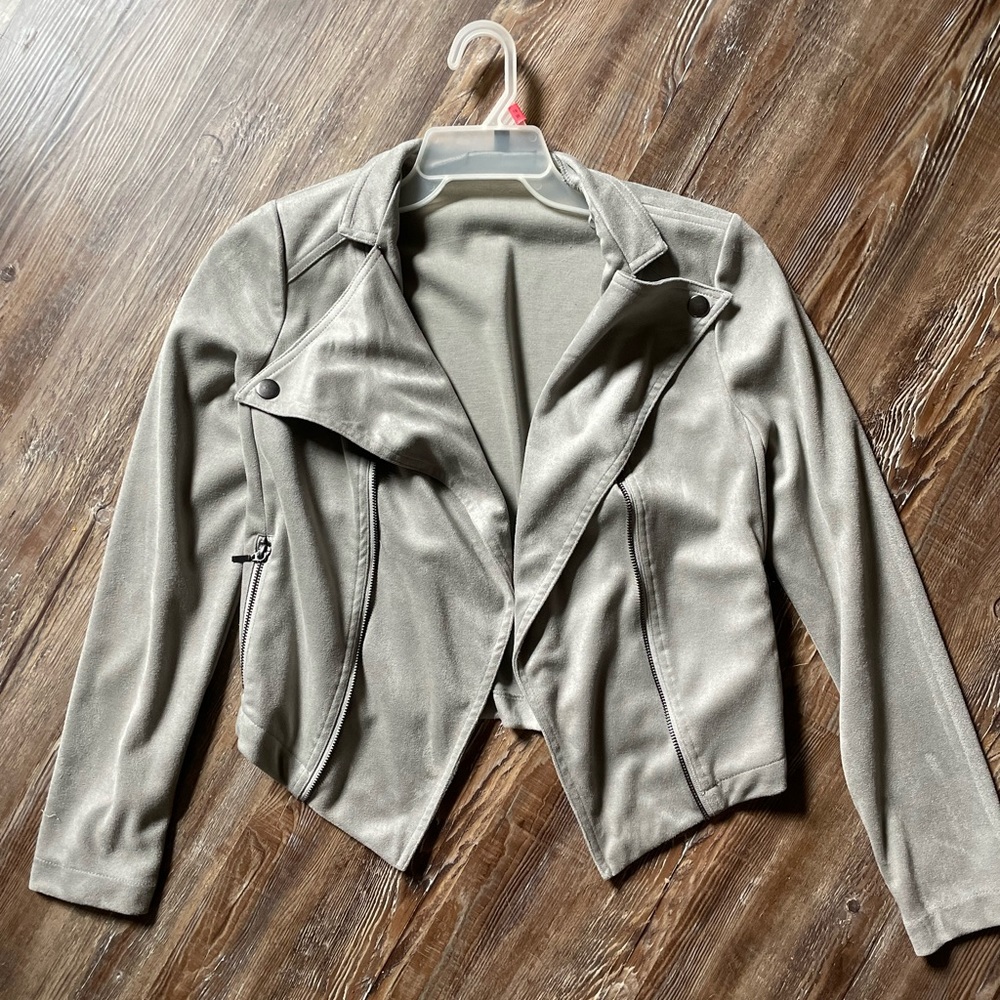 Womens cropped jacket